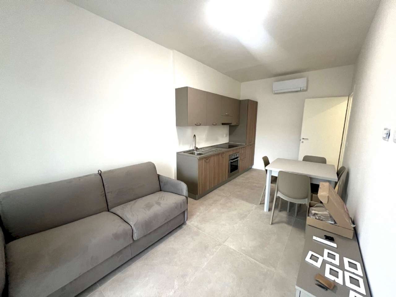 soggiorno - Bilocale via Martin Luther King, Bologna (zona Borgo Panigale) - foto 3