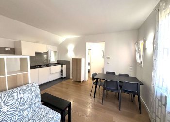 soggiorno - Bilocale via Cartoleria, Bologna (zona Centro Storico) - foto 1