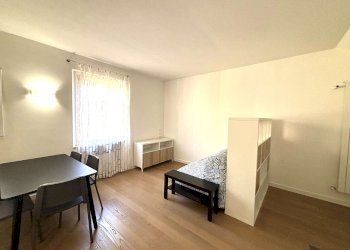 soggiorno - Bilocale via Cartoleria, Bologna (zona Centro Storico) - foto 6