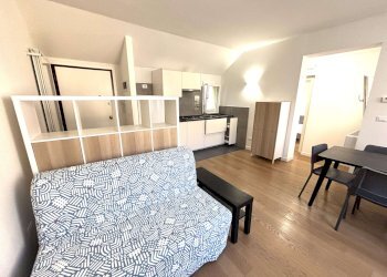 soggiorno - Bilocale via Cartoleria, Bologna (zona Centro Storico) - foto 9