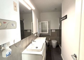 bagno - Bilocale via Cartoleria, Bologna (zona Centro Storico) - foto 20