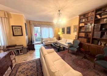 Soggiorno - Appartamento via Bellacosta, Bologna (zona Colli) - foto 1