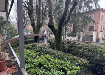 balcone - Appartamento via Bellacosta, Bologna (zona Colli) - foto 11