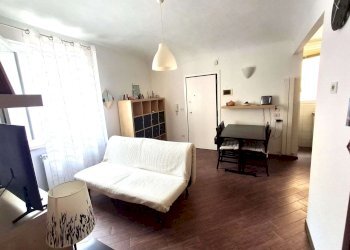 soggiorno - Bilocale via Cartoleria, Bologna (zona Centro Storico) - foto 5