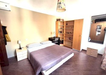 camera da letto - Bilocale via Cartoleria, Bologna (zona Centro Storico) - foto 6