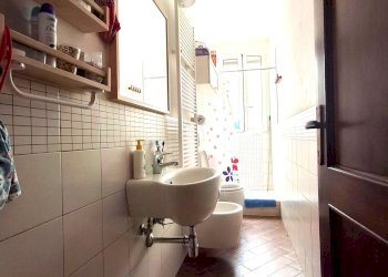 bagno - Bilocale via Cartoleria, Bologna (zona Centro Storico) - foto 9