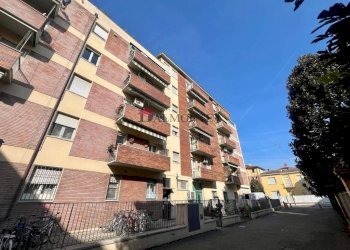 Facciata - Trilocale via Pasubio, Bologna (zona Saffi) - foto 1