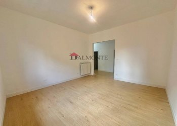 Camera da letto - Appartamento via Giuseppe Crespi, Bologna (zona Bolognina) - foto 3