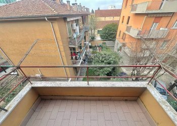 Balcone - Appartamento via Giuseppe Crespi, Bologna (zona Bolognina) - foto 5