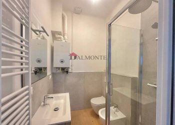 Bagno - Appartamento via Giuseppe Crespi, Bologna (zona Bolognina) - foto 11