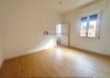 Camera da letto - Appartamento via Giuseppe Crespi, Bologna (zona Bolognina) - foto 22