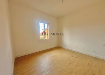 Camera da letto - Appartamento via Giuseppe Crespi, Bologna (zona Bolognina) - foto 27