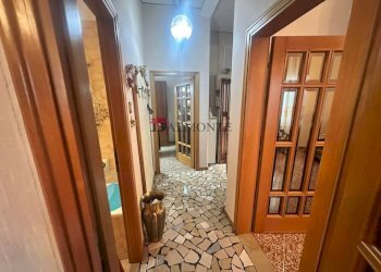 Corridoio - Trilocale via Luca Signorelli, Bologna (zona Mazzini) - foto 9