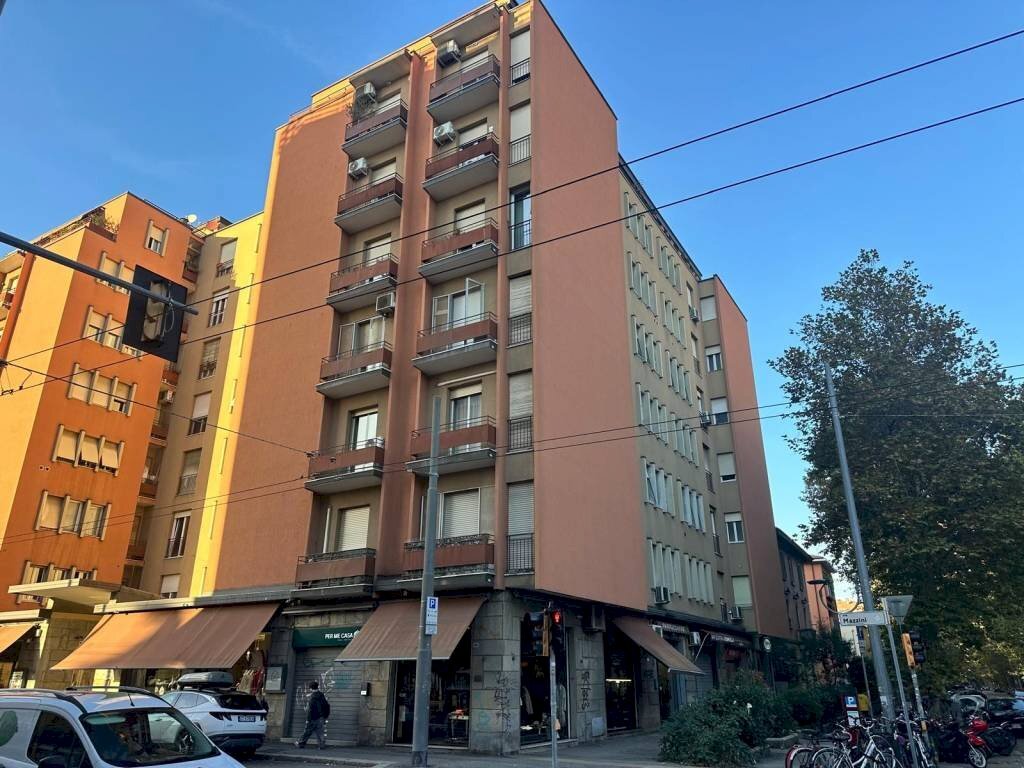 Facciata - Quadrilocale Bologna (zona Massarenti) - foto 1
