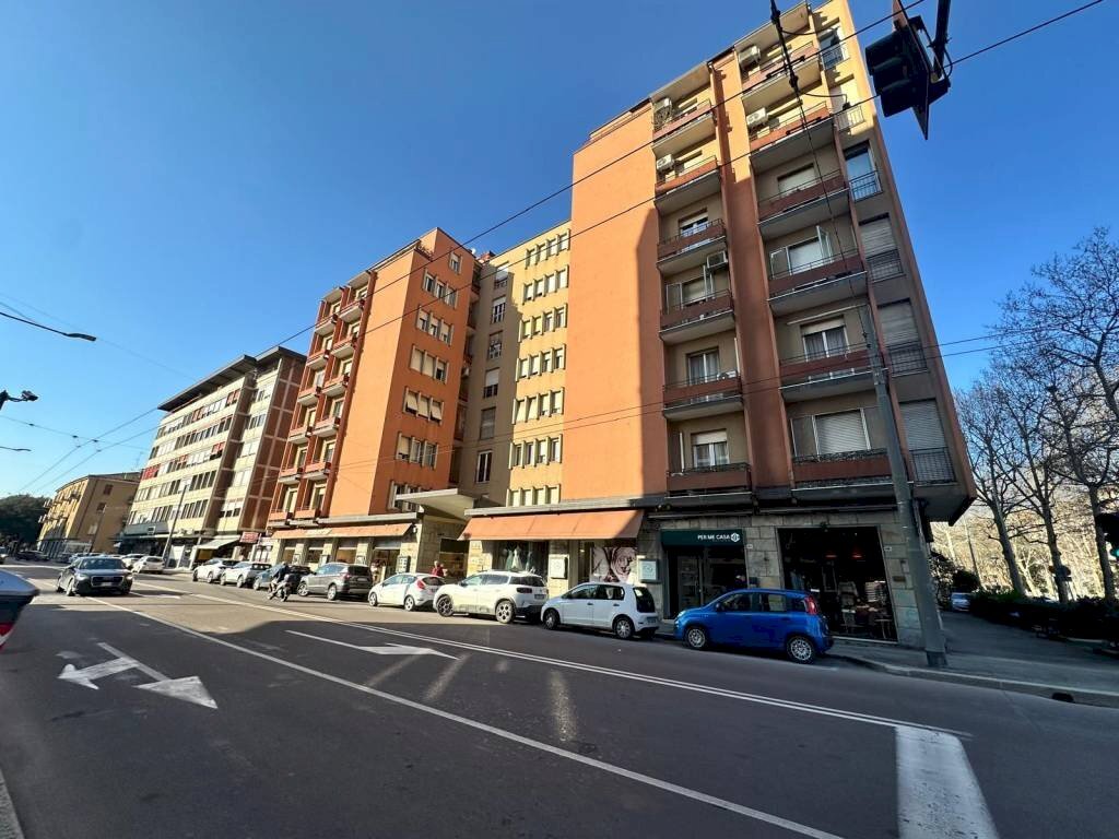Facciata - Quadrilocale Bologna (zona Massarenti) - foto 1