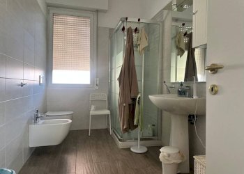 Bagno - Four-room apartment Bologna (neighborhood Massarenti) - photo 12