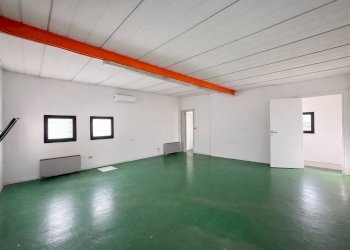 Foto 10 - Locale Commerciale Via Modena
 
109, Ferrara - foto 10