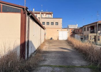 Foto 12 - Locale Commerciale Via Modena
 
109, Ferrara - foto 12