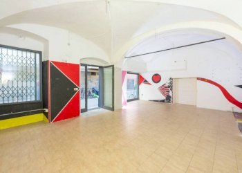 Interno non residenziale - Negozio via Giovanni Battista Campodonico, 54, Lavagna - foto 1