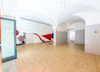 Interno non residenziale - Negozio via Giovanni Battista Campodonico, 54, Lavagna - foto 6