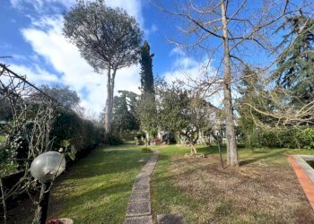 Giardino - Villa via del Fosso della Castelluccia, Roma - foto 3