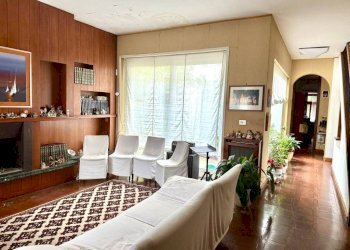 Salone - Villa a Schiera via Eupoli, Roma - foto 2