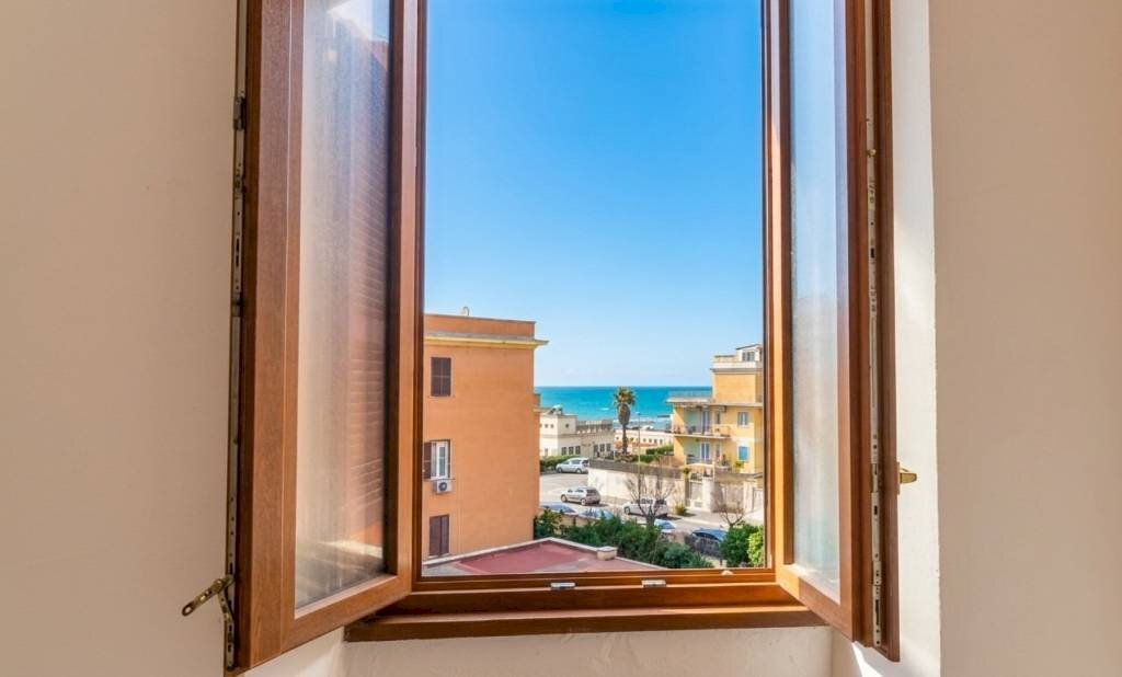 Vista - Trilocale via delle Nereidi, Roma (zona Lido di Ostia) - foto 2