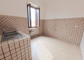 Cucina - Trilocale via delle Nereidi, Roma (zona Lido di Ostia) - foto 7