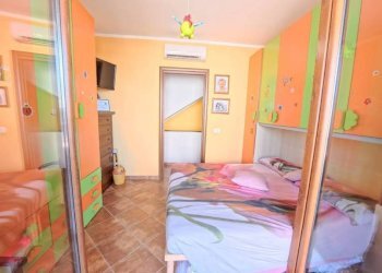 Camera da letto - Villa via Calvignano, hamlet Dragona, Roma - photo 25