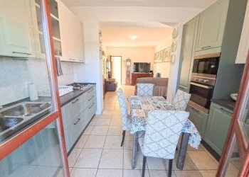 Cucina - Three-room apartment via Carlo Casini, hamlet Dragona, Roma - photo 4