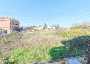 Vista - Three-room apartment via Carlo Casini, hamlet Dragona, Roma - photo 6