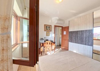 Camera da letto - Three-room apartment via Carlo Casini, hamlet Dragona, Roma - photo 17