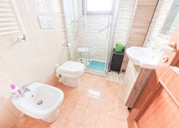 Bagno - Three-room apartment via Carlo Casini, hamlet Dragona, Roma - photo 20