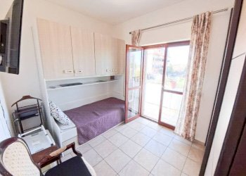 Camera da letto - Three-room apartment via Carlo Casini, hamlet Dragona, Roma - photo 23