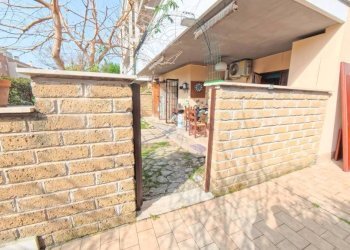 Ingresso - Bilocale via Luigi Cochetti, Roma - foto 3