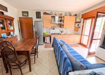 Salone - Bilocale via Luigi Cochetti, Roma - foto 9