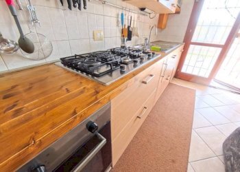 Cucina - Bilocale via Luigi Cochetti, Roma - foto 12
