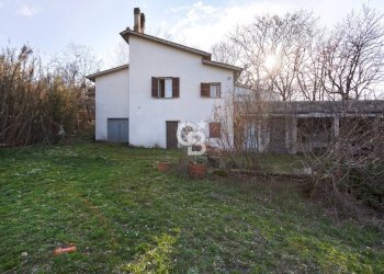 Foto 1 - Villa Strada Felcete, Viterbo - foto 1
