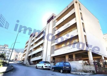 Facciata - Appartamento via Giuseppe Pitrè, 6, Alcamo - foto 1