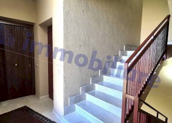 Interno palazzo - Appartamento via Giuseppe Pitrè, 6, Alcamo - foto 3