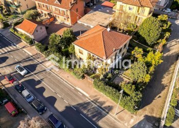 Foto 1 - Villa Strada Genova
 
183, Moncalieri - foto 1