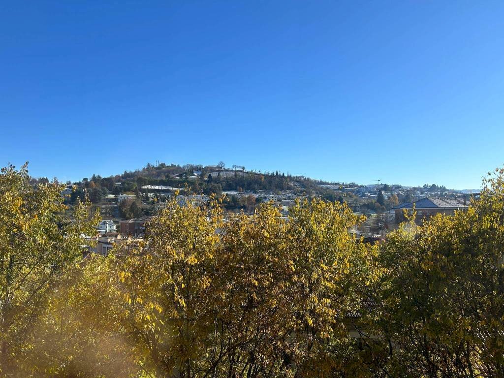 Vista - Appartamento via Teobaldo Calissano, Alba - foto 1