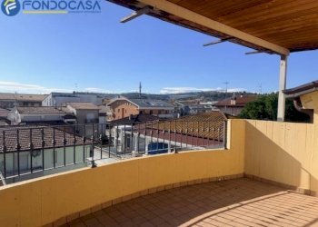 Foto 2 - Attic Via Ugo Foscolo, Tortoreto - photo 2