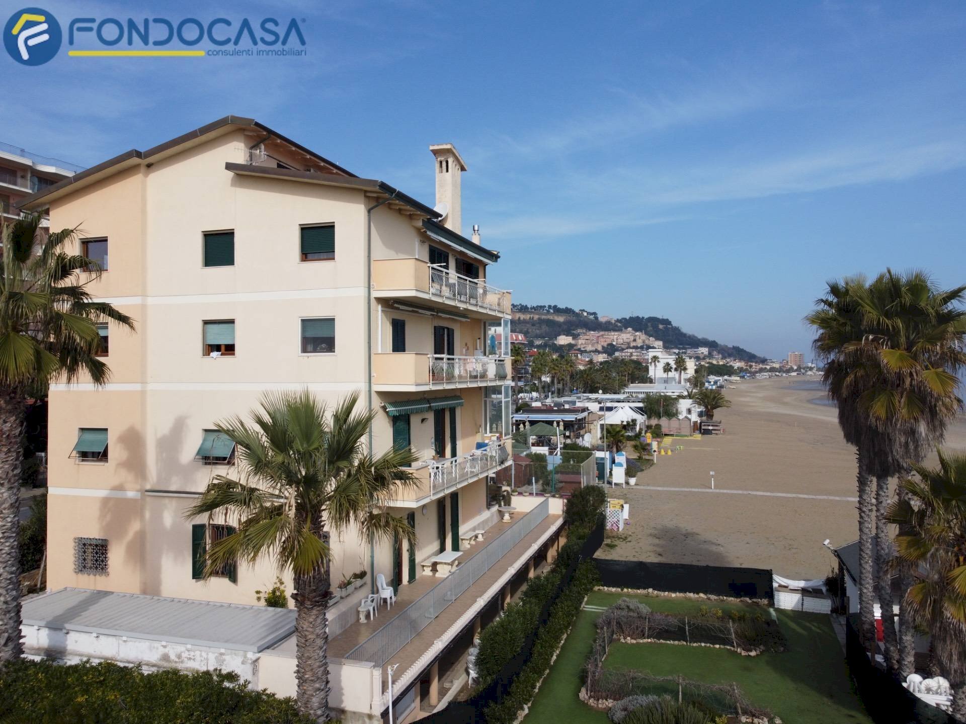 Foto 2 - Appartamento Lungomare Alcide de Gasperi
 
7, Grottammare - foto 2