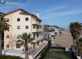 Foto 2 - Appartamento Lungomare Alcide de Gasperi
 
7, Grottammare - foto 2