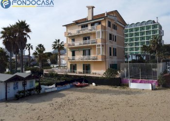 Foto 3 - Appartamento Lungomare Alcide de Gasperi
 
7, Grottammare - foto 3