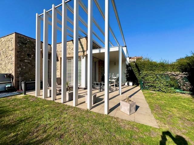 Foto 2 - Villa a Schiera Via Rossini
29, Desenzano del Garda - foto 2