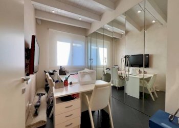 Foto 32 - Villa a Schiera Via Comboni
 
30, Desenzano del Garda - foto 32