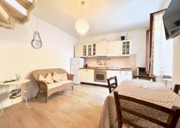 Foto 2 - Trilocale VIA ROSSERA
 
11, Moniga del Garda - foto 2