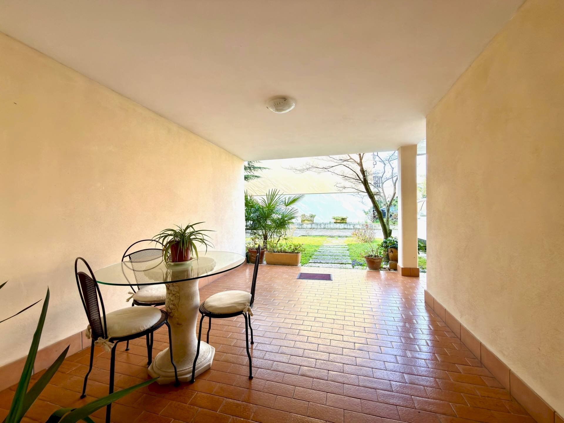 Foto 3 - Villa a Schiera Via Bogliaco
 
33, Desenzano del Garda - foto 3